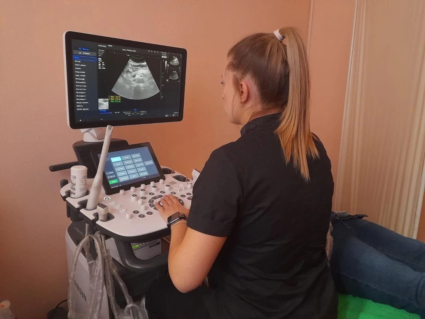 Более двадцати тысяч исследований проведено за 2,5 года на двух аппаратах УЗИ в поликлинике на Университетской